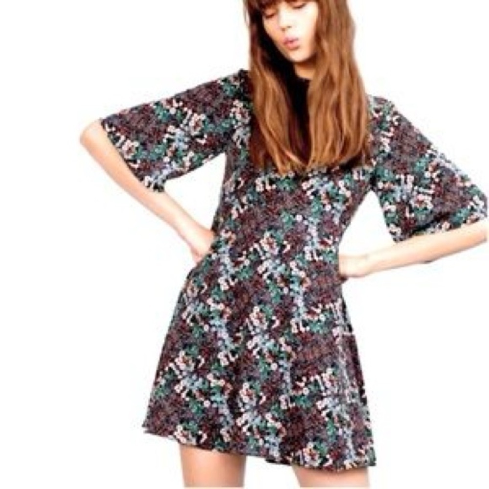 Zara Flared Sleeve Floral Mini Dress- Small